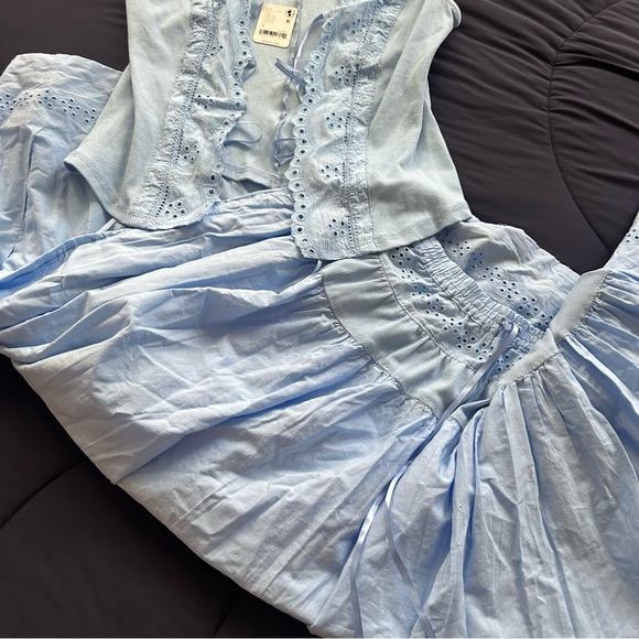 Free People Gesibelle Set in Open Air - Picture 3 of 16